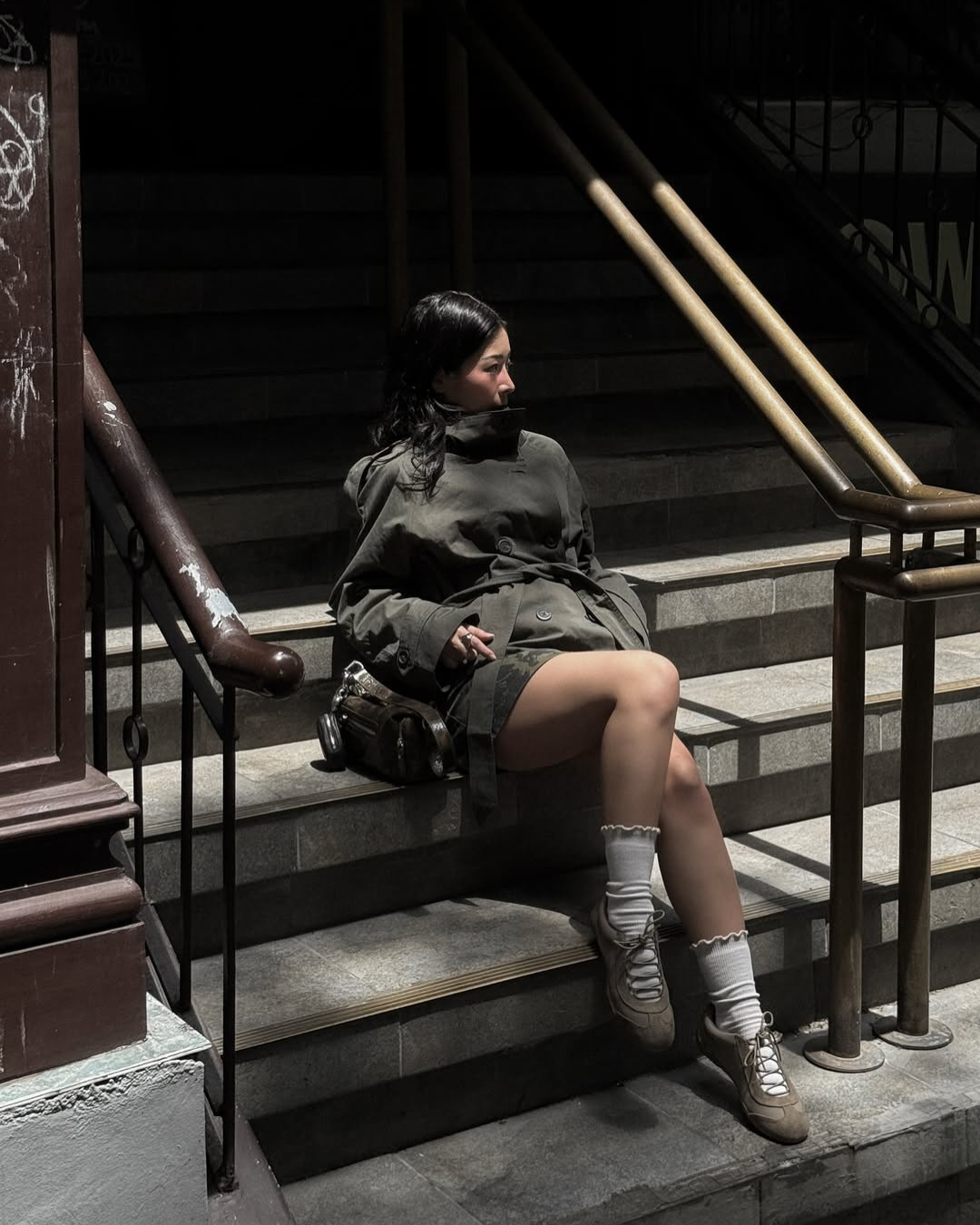 Women's Cropped Trench Coat Belted Tailored Fit Stylish Layering