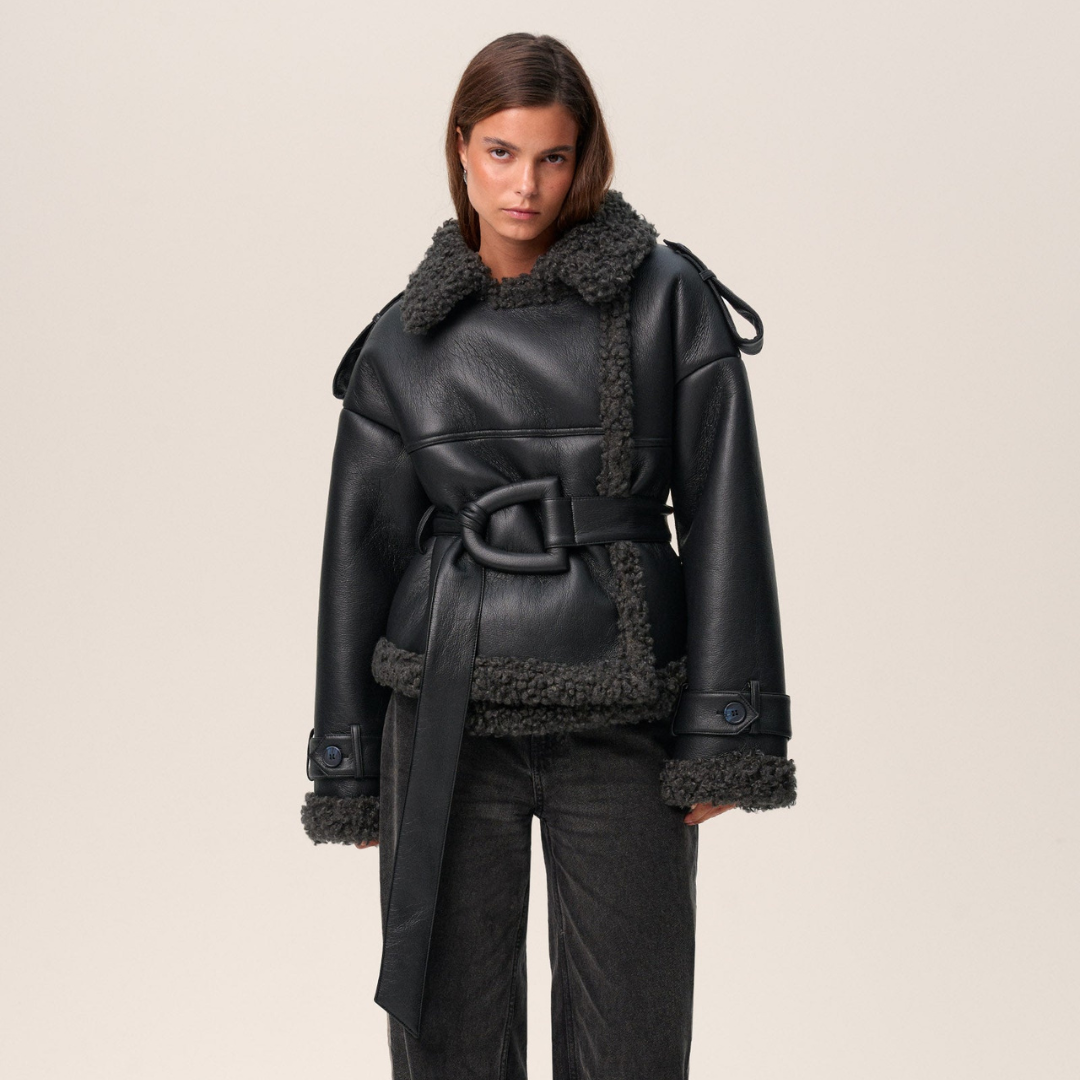 Women's Belted Shearling Coat Classic Fit Long Sleeve Notched Collar Stylish Everyday