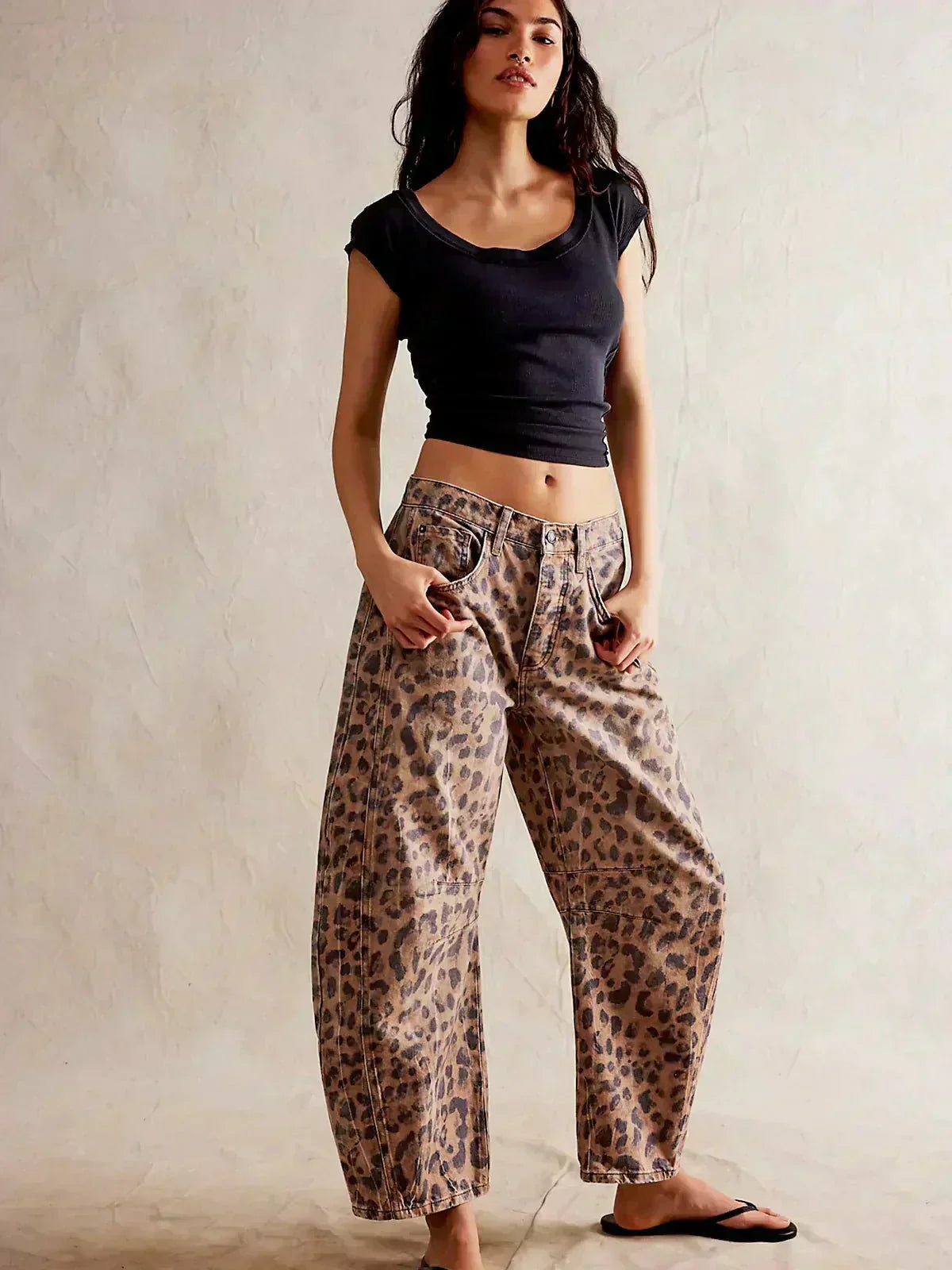 Women's Chic Barrel Jeans High-Waisted Relaxed Fit Casual Everyday Wear