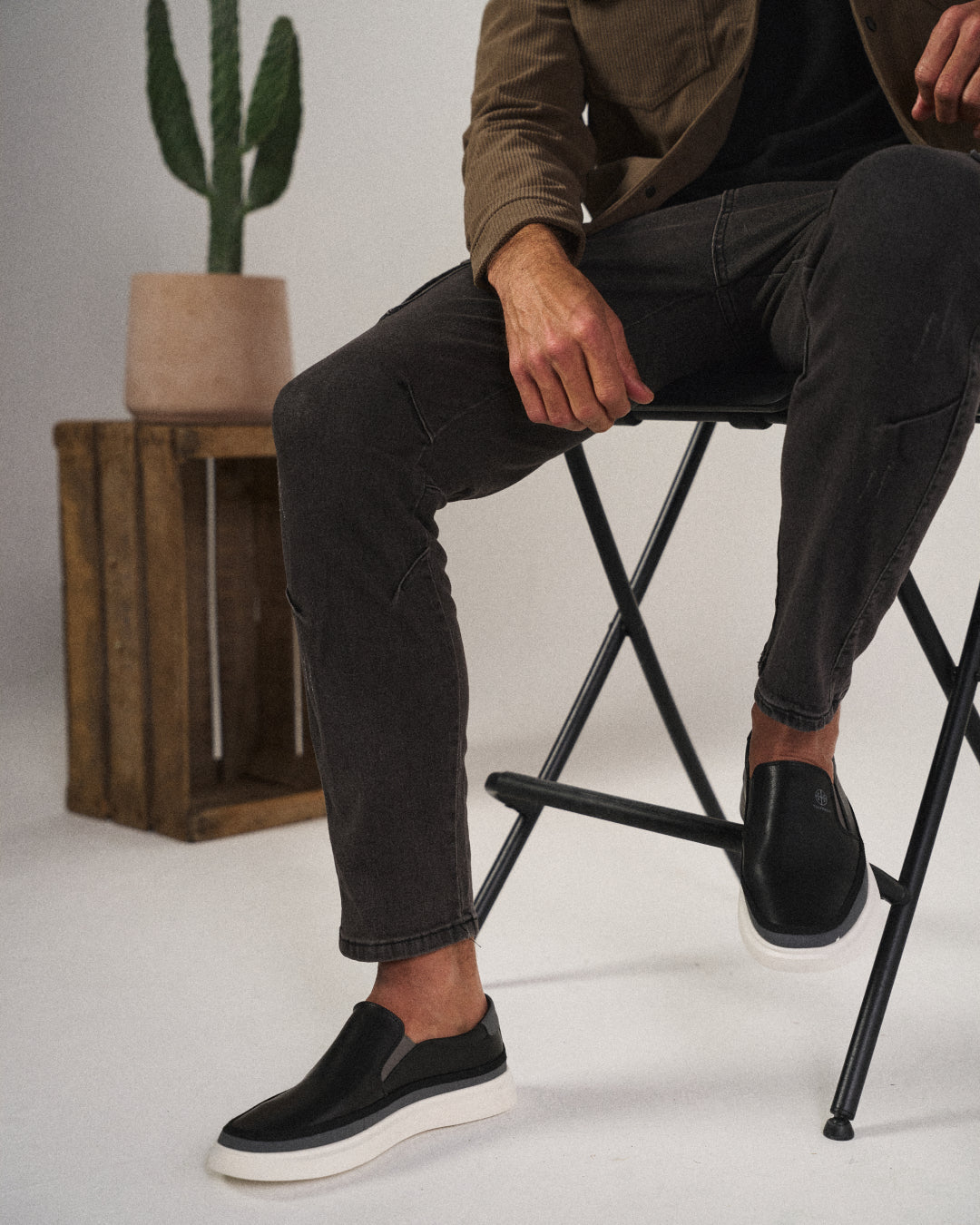 Men's Casual Slip-On Shoes Easy Wear Versatile Everyday Stylish