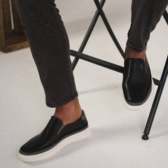 Men's Casual Slip-On Shoes Easy Wear Versatile Everyday Stylish