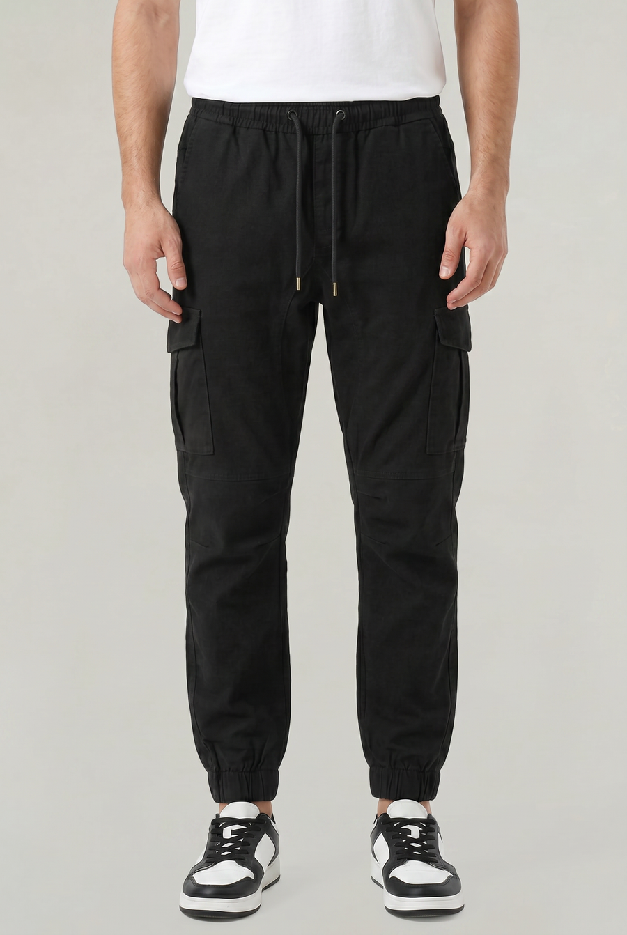 Men's Slim Fit Cargo Pants Utility Pockets Versatile Everyday Casual