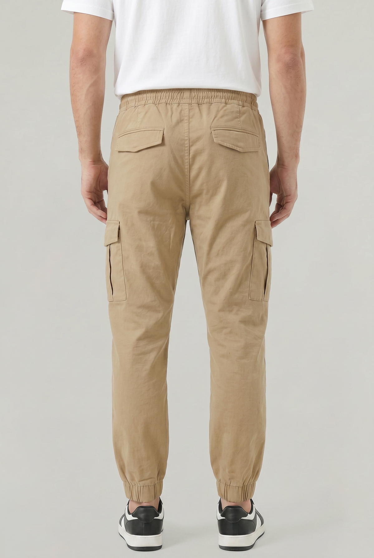 Men's Slim Fit Cargo Pants Utility Pockets Versatile Everyday Casual