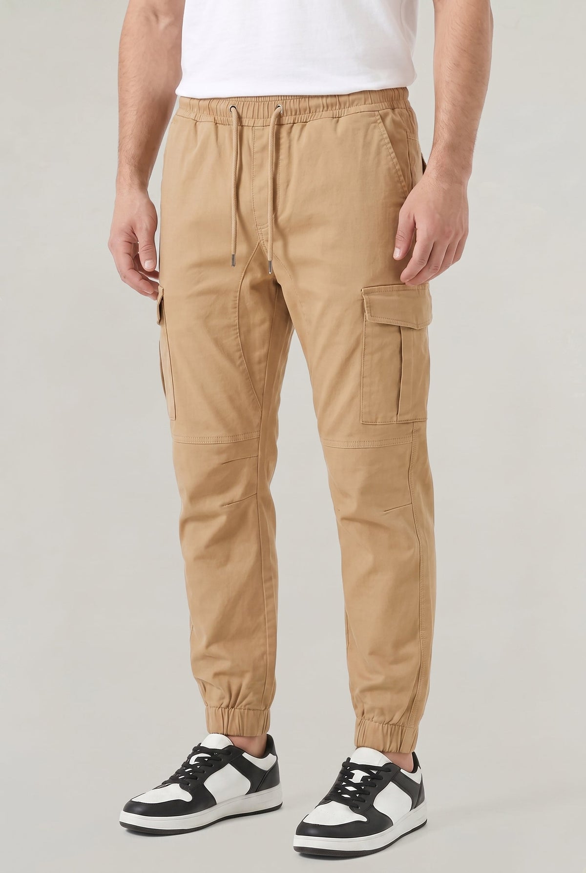 Men's Slim Fit Cargo Pants Utility Pockets Versatile Everyday Casual
