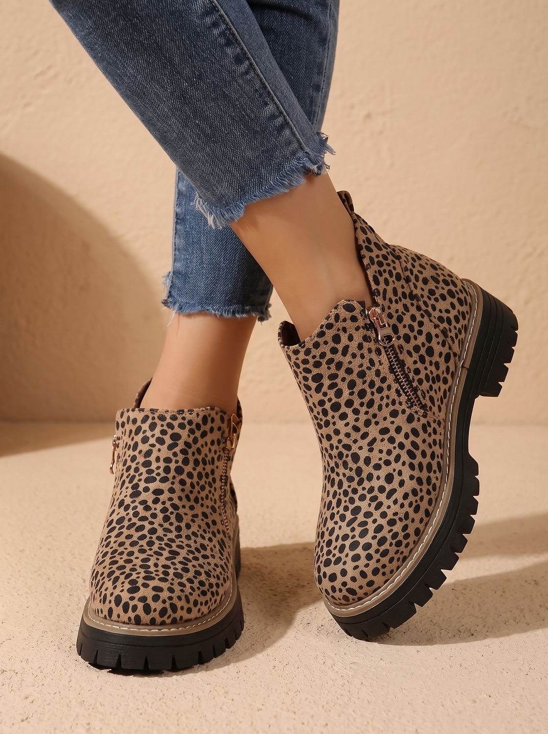 Women's Ankle Boots Chunky Sole Side Zip Trendy Casual Footwear