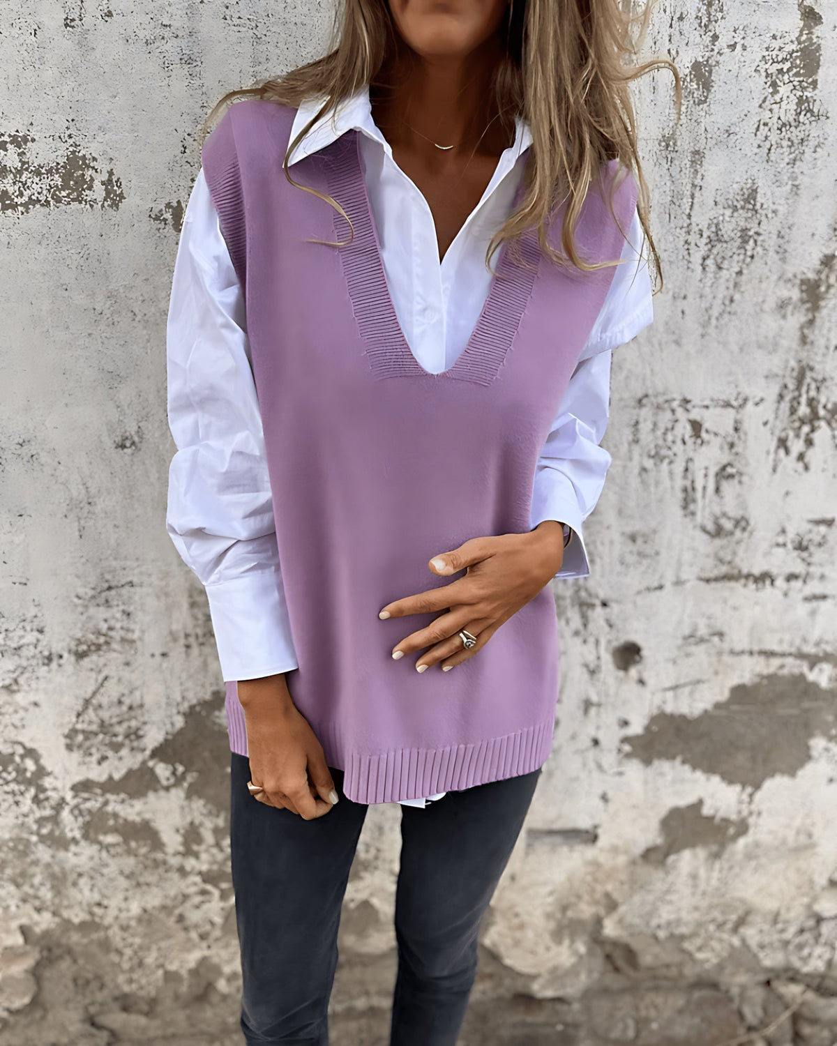 Women's Knit Sweater Vest Deep V-Neck Ribbed Trim Relaxed Fit Casual