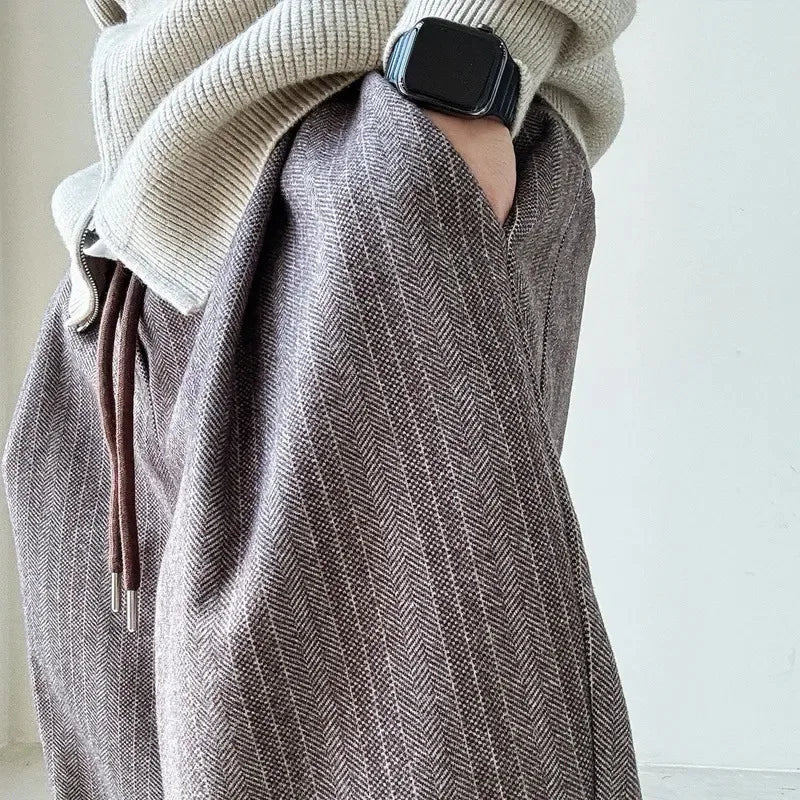 Men's Relaxed Fit Cargo Pants Utility Pockets Versatile Everyday Style