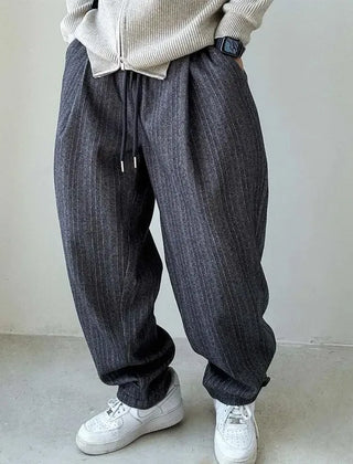 Men's Relaxed Fit Cargo Pants Utility Pockets Versatile Everyday Style