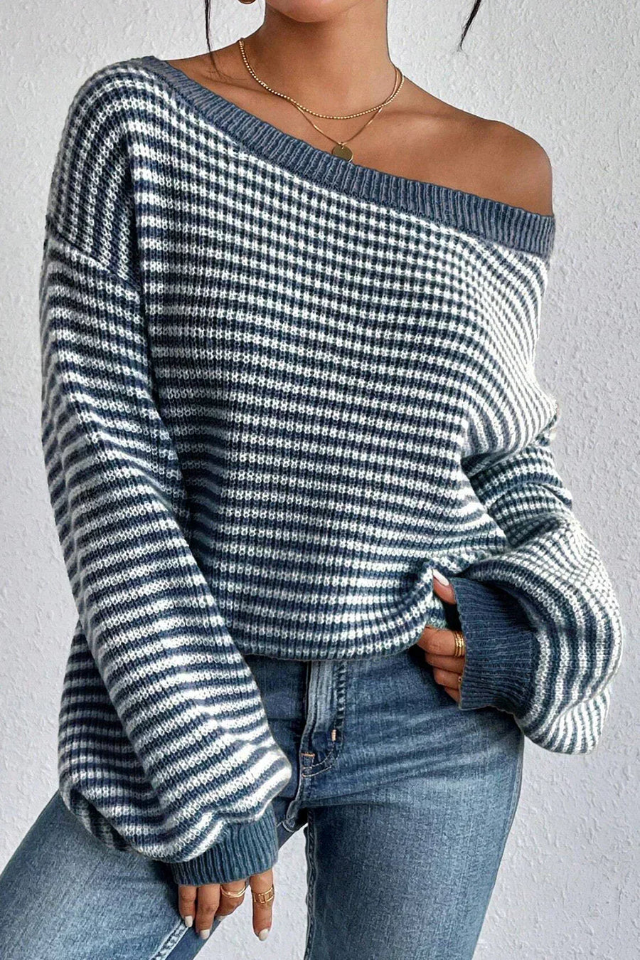 Women's Knit Sweater Off-Shoulder Voluminous Sleeves Cozy Casual